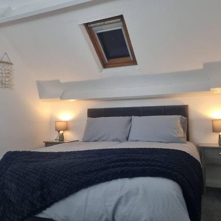 Cosy Moat House Cottage #6 彭布罗克 外观 照片